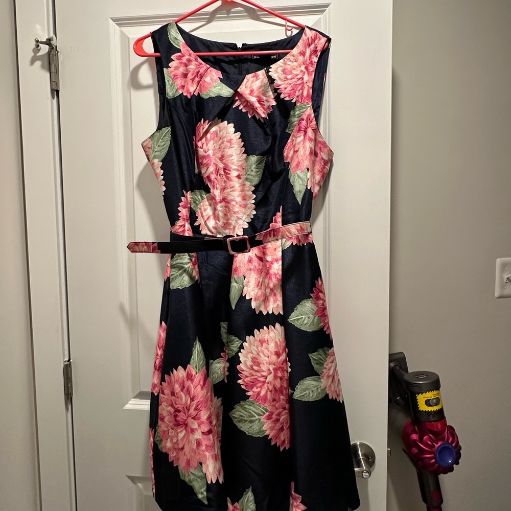 Jessica Howard navy and pink floral dress